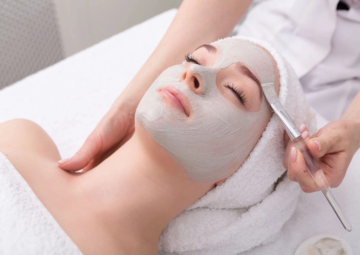 Facials Treatment in Pompano Beach, FL by Essential Aesthetics